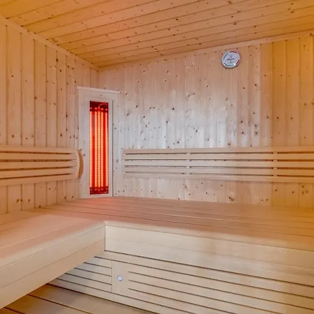 Lux - Chaletdorf Am Sonnenhang Dağ evi Neukirchen am Großvenediger